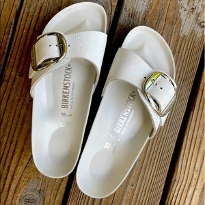Big Buckle White Birkenstocks. Never worn, brand new! 7 Narrow